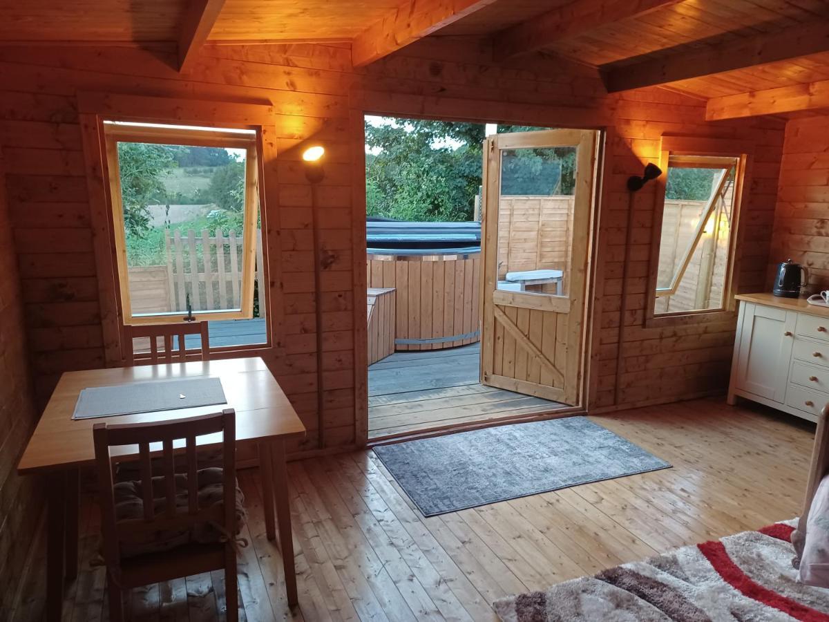 Norwell View Farm Glamping With Hot Tubs Hotel Bath Exterior foto